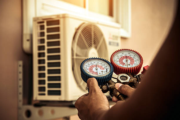 Professional Hvac technician working in Westfield Center, OH
